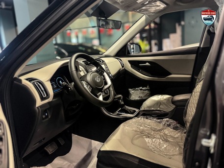 Manama, Vehicles, Cars & Trucks , BHD 100,  Hyundai Creta,  2025,  Automatic,  25 KM,   Mid Option  Model For Sale
