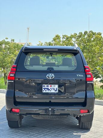 Riffa, Vehicles, Cars & Trucks , BHD 10500,  TOYOTA PRADO TX.L V6 2018 BLACK,  2018,  Automatic,  158000 KM,