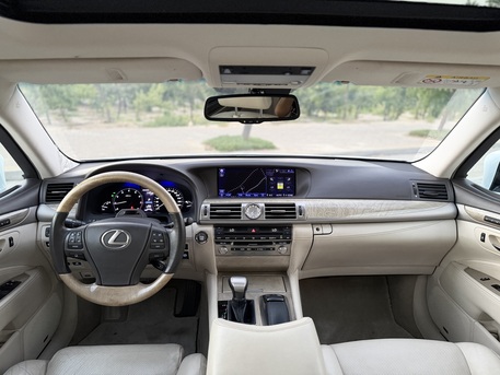 Manama, Vehicles, Cars & Trucks , BHD 9300,  Lexus LS 460,  2013,  Automatic,  50000 KM,  LEXUS LS460L  Very Low Mileage Only 50000