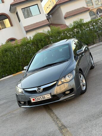 Manama, Vehicles, Cars & Trucks , BHD 1750,  Honda Civic,  2009,  Automatic,  183247 KM,    Full Option With Sunroof In Excellent Condition