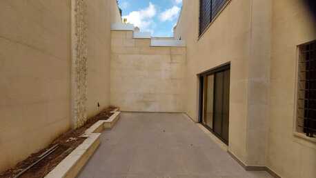 Amman, Apartments, Flats, Houses & Villas, JOD 25000/year,  3 BR,  200 Sq. Meter,  Semi-furnished Apartment For Rent