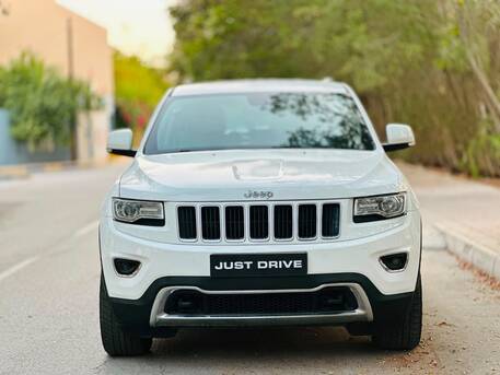 Segaya, Vehicles, Cars & Trucks , BHD 4950,  Jeep Grand Cherokee,  2015,  Automatic,  200000 KM,   2019 MODEL 4X4 5 SEATER SUV CALL OR WHATSAPP ON 35400768 ,33665080