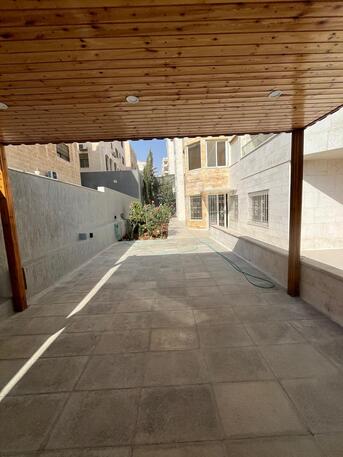 Amman, Apartments, Flats, Houses & Villas, JOD 25000/year,  4 BR,  290 Sq. Meter,  Ground Floor Apartment For Rent In Deir Ghubar