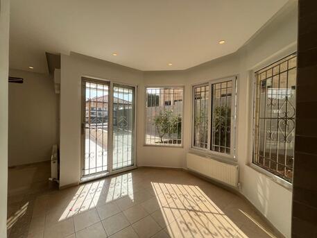 Amman, Apartments, Flats, Houses & Villas, JOD 25000/year,  4 BR,  290 Sq. Meter,  Ground Floor Apartment For Rent In Deir Ghubar