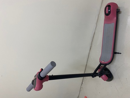 Khobar, Bicycles, SAR 250,  Kids Electric Scooter For Sale &ndash; Excellent New Like Condition