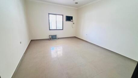 Tubli, Apartments, Flats, Houses & Villas, BHD 230/month,  4 BR,  Flat For Rent In Tubli Without EWA
