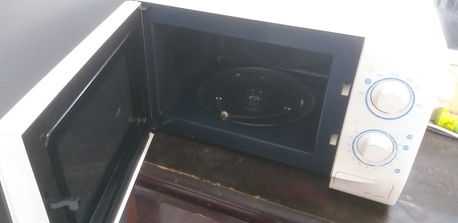 Juffair, Household Items, BHD 12,  Samsung Microwave Oven