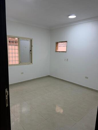 Jubail, Apartments, Flats, Houses & Villas, SAR 1900/month,  Apartments/flats For Rent In Newly Renovated Building For Executive Bachelors