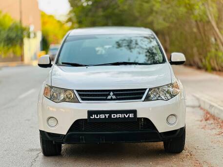 Segaya, Vehicles, Cars & Trucks , BHD 1850,  Mitsubishi Outlander,  2008,  Automatic,  217000 KM,    MODEL 4 WHEEL DRIVE SUV CALL OR WHATSAPP ON 35400768 ,33665080