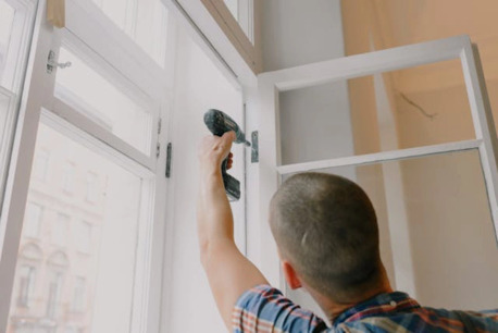 Los Angeles, Business, The Glass Repair Man