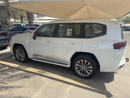 Jeddah, Vehicles, Cars & Trucks , SAR 328000,  TOYOTA  LandCruiser GXR L4 Top Line,  2026,  Automatic,  500 KM,    MODEL