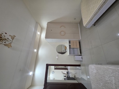 Zinj, Apartments, Flats, Houses & Villas, BHD 300/month,  Furnished,  2 BR,  - Parking, WiFi, - Fully Furnished 2 BHK Flat With Unlimited Ewa @300/BD In Zinj