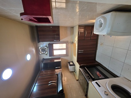 Zinj, Apartments, Flats, Houses & Villas, BHD 230/month,  Furnished,  1 BR,  - Parking, WiFi, - Fully Furnished 1 BHK Flat With Unlimited Ewa @230/BD In Zinj