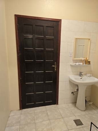 Jubail, Apts/Flats Wanted, SAR 1000/year,  1 BR,  Room At Dakhal Mahdood