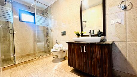 Mumbai, Apartments, Flats, Houses & Villas, INR 10530/day,  1 BR,  600 Sq. Feet,  Modern 1BHK - New Friends Colony - Balcony, Parking