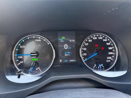 Riyadh, Vehicles, Cars & Trucks , SAR 28460,  Toyota RAV4 Hybrid LE 4x4,  2025,  Automatic,  5600 KM,    - Only 5,600 KM