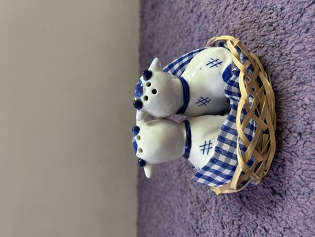Barbar, Household Items, BHD 12,  Salt/Pepper Shaker Set For 2