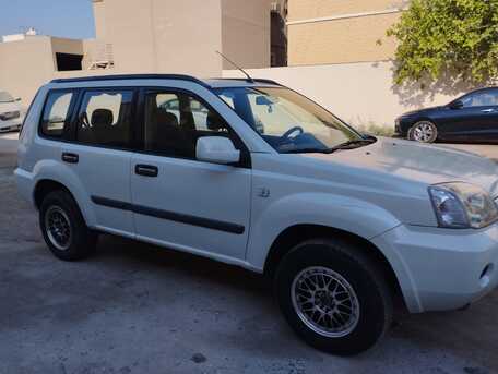Zinj, Vehicles, Cars & Trucks , BHD 1299,  Nissan X-Trail,  2011,  Automatic,  280000 KM,  WORKING GOOD CONDITION