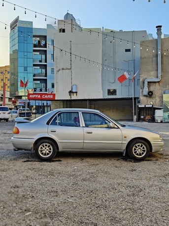 Manama, Vehicles, Cars & Trucks , BHD 900,  Toyota Corolla,  1999,  Automatic,  400000 KM,    Model Well Maintained Excellent Condition Car