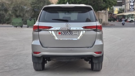 Manama, Vehicles, Cars & Trucks , BHD 8200,  Toyota Fortuner,  2019,  Automatic,  89000 KM,    FOR SALE
