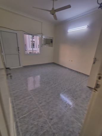 Gudaibiya, Apartments, Flats, Houses & Villas, BHD 140/month,  1 BR,  Semi Furnished 1 Bedroom Flat For Rent In Gudaibiya With Electricity Balcony