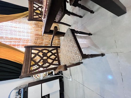Jeddah, Furniture, SAR 800,  Dinning Table