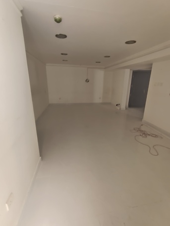 Gudaibiya, Apartments, Flats, Houses & Villas, BHD 220/month,  2 BR,  Semi Furnished 2 Spacious Family Flat For Rent In Gudaibiya With Parking