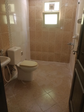 Gudaibiya, Apartments, Flats, Houses & Villas, BHD 220/month,  2 BR,  Semi Furnished 2 Spacious Family Flat For Rent In Gudaibiya With Parking