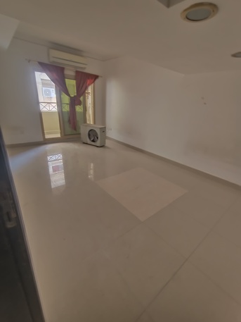 Gudaibiya, Apartments, Flats, Houses & Villas, BHD 220/month,  2 BR,  Semi Furnished 2 Spacious Family Flat For Rent In Gudaibiya With Parking
