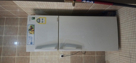 Jeddah, Household Items, SAR 1750,  700 Sar Fridge , 350 Sar 4 Burner Stove With Oven , 2 Wardrobe 700 Sar