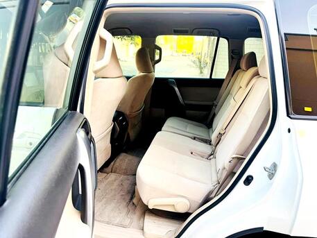 Manama, Vehicles, Cars & Trucks , BHD 6700,  Toyota Prado,  2013,  Automatic,  182000 KM,   V4 2.7L Engine Well Maintained Suv For Sale Expat Leaving!
