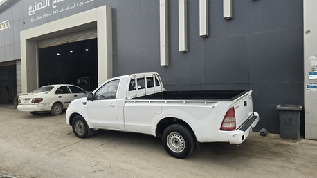 Riyadh, Vehicles, Cars & Trucks , SAR 20000,  Nissan Pickup,  2017,  Manual,  81000 KM,  Urgent For Sale Pickup Foton Tunland