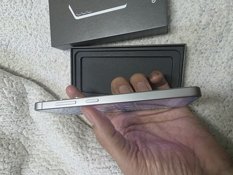 Khobar, Mobile Phones, SAR 1900,  Samsung Galaxy S25 256gb 12 Gb Ram Sale Swap Only Serious Buyer Contact Me