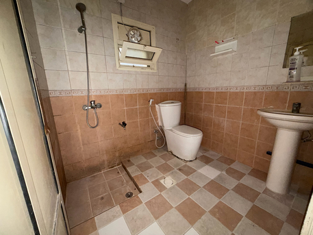 Salmaniya, Apartments, Flats, Houses & Villas, BHD 190/month,  3 BR,  3 Beroom Flat For Rent Without Ewa