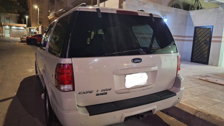 Jeddah, Vehicles, Cars & Trucks , SAR 20000,  Ford Expedition XLT,  2005,  Automatic,  326938 KM,   ( Model) For Sale