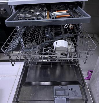 Riyadh, Appliances, SAR 350,  Sony LCD , Dishwasher And 5-burner Gas Stove