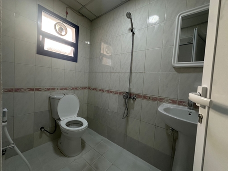 Adliya, Apartments, Flats, Houses & Villas, BHD 120/year,  1 BR,  Adliya:- Groundfloor Studio Flat On Rent With Unlimited Ewa..