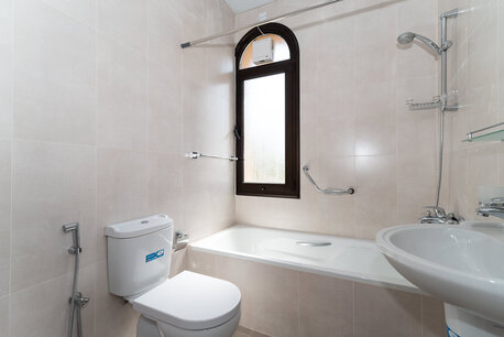 Kuwait City, Apartments, Flats, Houses & Villas, KWD 1100/month,  4 BR,  Messila - Compaund Villas With Garden, Common Pool