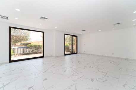 Kuwait City, Apartments, Flats, Houses & Villas, KWD 1100/month,  4 BR,  Messila - Compaund Villas With Garden, Common Pool