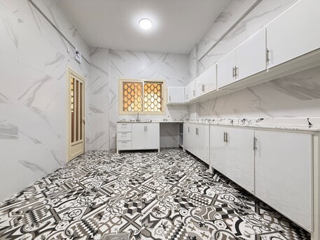 Kuwait City, Apartments, Flats, Houses & Villas, KWD 750/month,  3 BR,  Shaab - Big 3 Bedrooms Apartment With Balcony