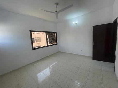 Hoora, Apartments, Flats, Houses & Villas, BHD 230/month,  2 BR,  Spacious 2 Bedroom In Hoora With Ewa