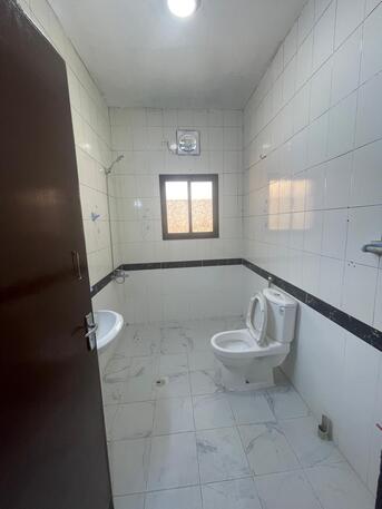 Hoora, Apartments, Flats, Houses & Villas, BHD 230/month,  2 BR,  Spacious 2 Bedroom In Hoora With Ewa