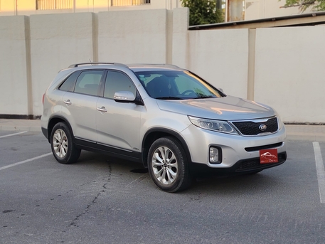 Manama, Vehicles, Cars & Trucks , BHD 2650,  Kia Sorento,  2014,  Automatic,  248000 KM,