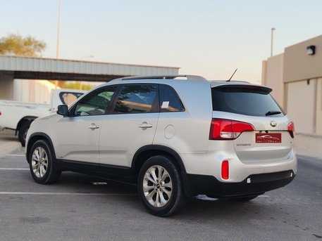 Manama, Vehicles, Cars & Trucks , BHD 2650,  Kia Sorento,  2014,  Automatic,  248000 KM,