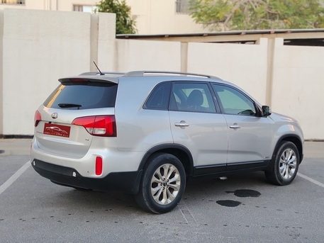 Manama, Vehicles, Cars & Trucks , BHD 2650,  Kia Sorento,  2014,  Automatic,  248000 KM,