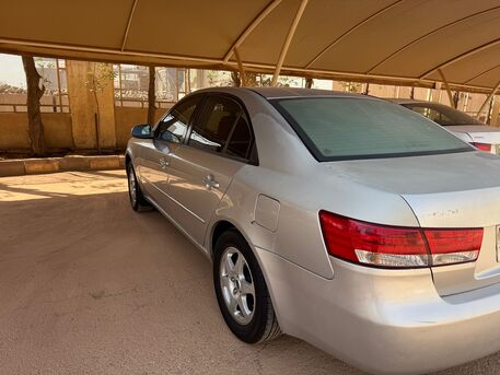 Riyadh, Vehicles, Cars & Trucks , SAR 14500,  Hyundai Sonata,  2006,  Manual,  441 KM,