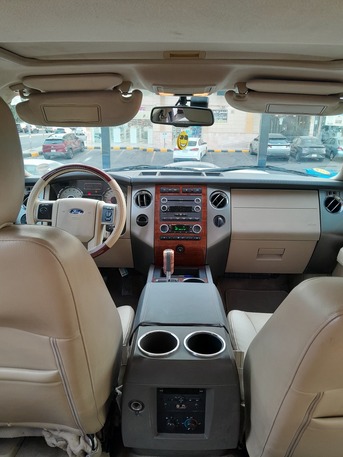 Jeddah, Vehicles, Cars & Trucks , SAR 28,  Ford Expedition 2010,  2010,  Automatic,  293000 KM,   Full Option In Jeddah