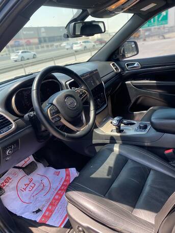Manama, Vehicles, Cars & Trucks , BHD 3700,  Jeep Grand Cherokee 4xe,  2014,  Automatic,  166400 KM,  Jeep Grand Cherokee  (Grey)
