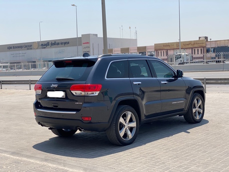 Manama, Vehicles, Cars & Trucks , BHD 3700,  Jeep Grand Cherokee 4xe,  2014,  Automatic,  166400 KM,  Jeep Grand Cherokee  (Grey)
