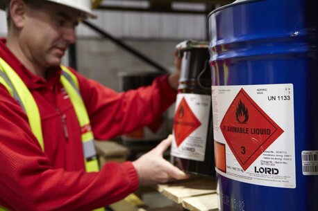Mumbai, Cargo, Liquid Chemical Courier Service For Worldwide From Andheri